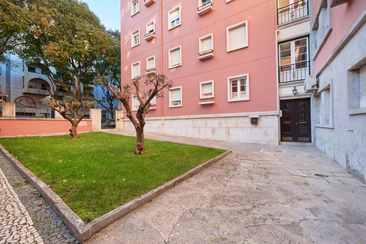 Deluxe Apt At Amazing Prime Location, By Timecooler Lisboa Exterior foto